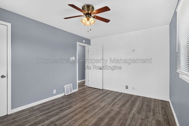 Building Photo - 6006 Cascade Dr