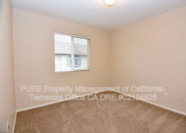 Building Photo - 33730 Willow Haven Ln