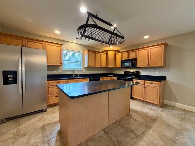 Building Photo - 2007 Ruby Oaks Ct