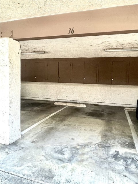 Building Photo - 308 Maui Dr
