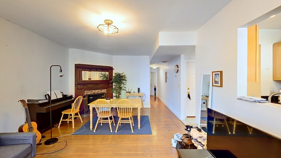 Building Photo - 86 Saint Stephen St
