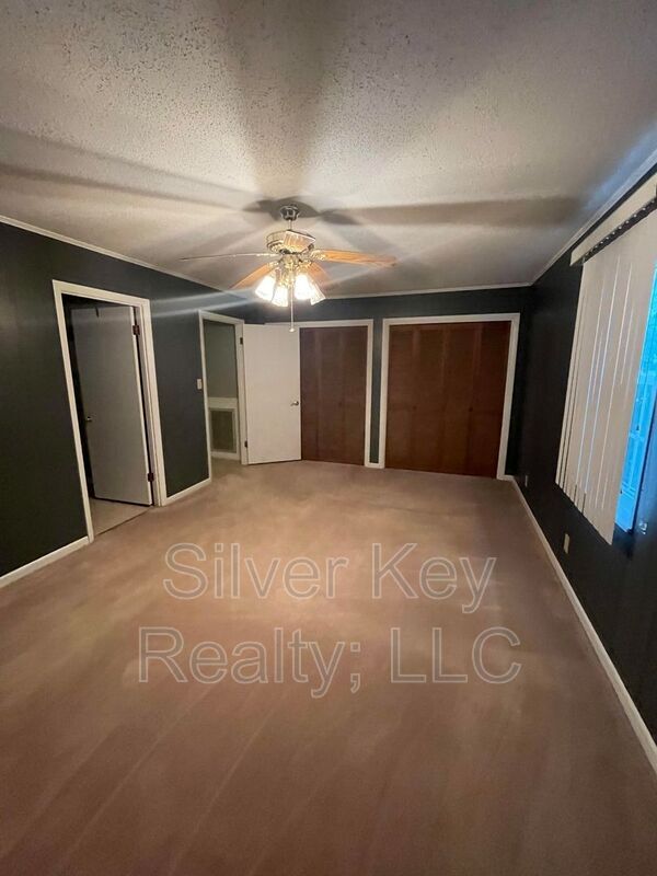 Building Photo - 227 Co Rd 121