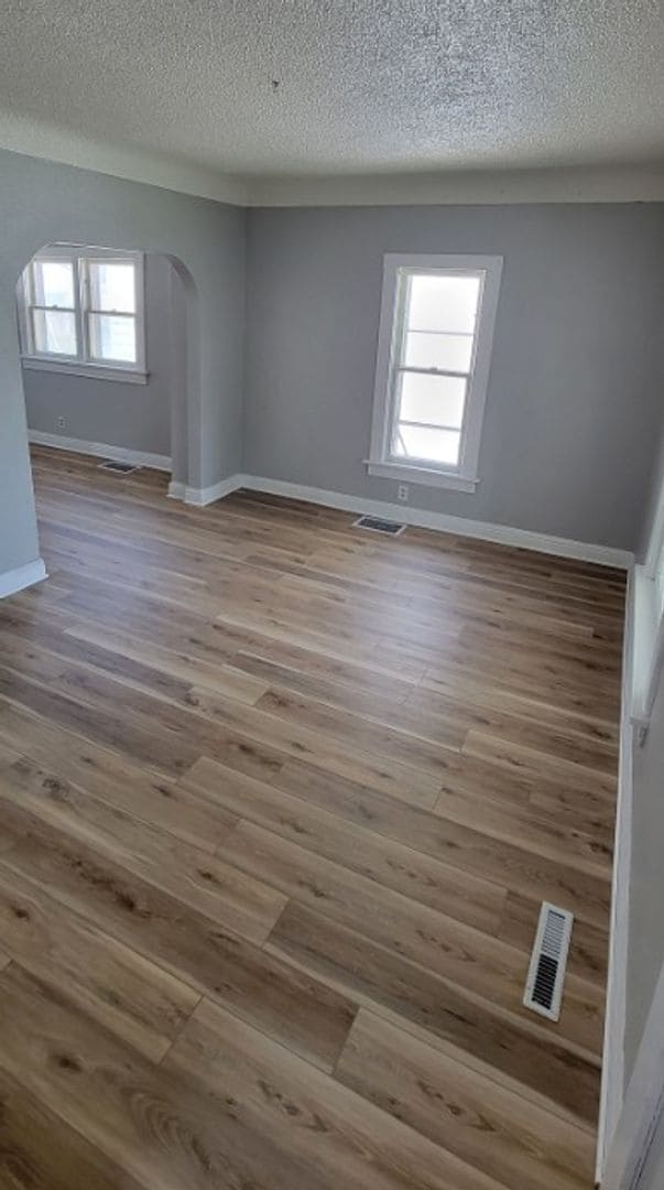 Building Photo - 2-Bed 1-Bath House for Rent!