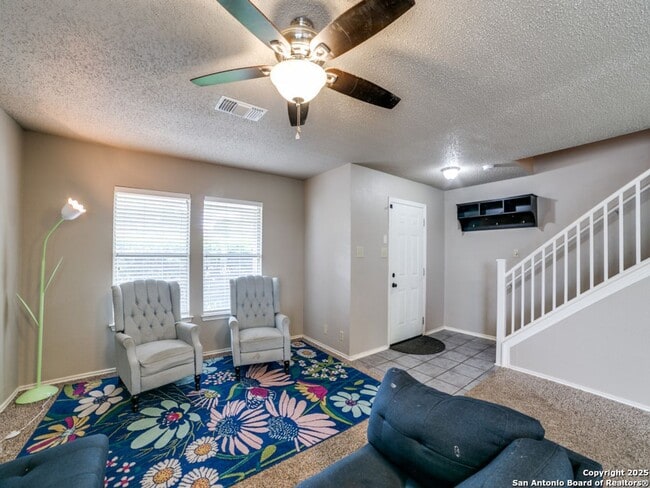 Building Photo - 3 Bedroom/2.5 Bath Northwest Crossing Subd...