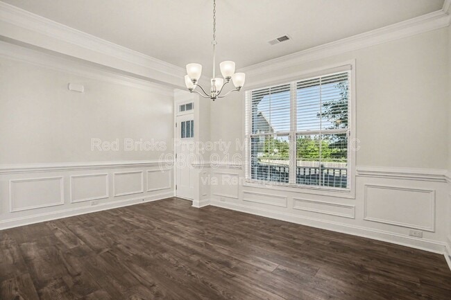 Building Photo - 1569 Cambria Ct