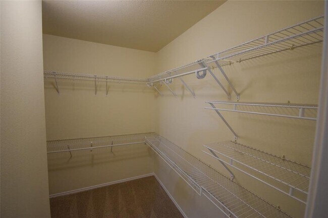 Building Photo - 3575 Rock Shelf Ln