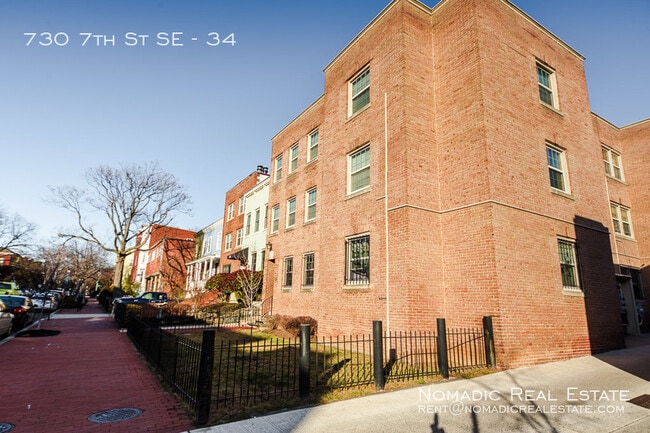 Building Photo - 730 7th St SE