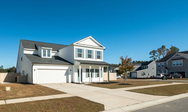 Building Photo - Elegant & Spacious Home in Summerville’s Cane Bay Community