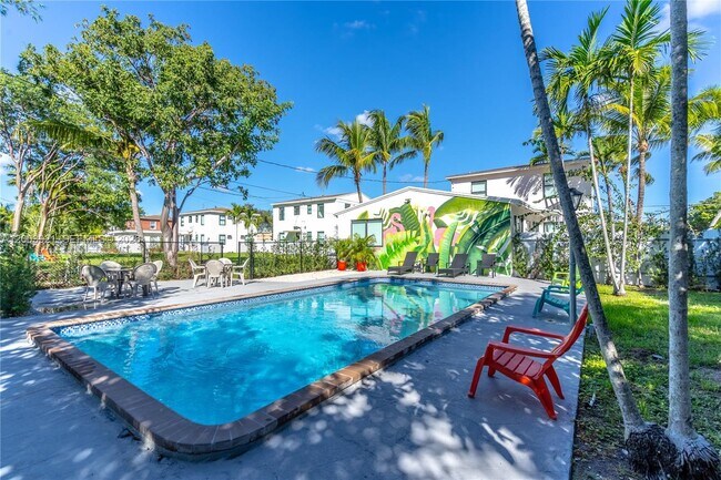 Building Photo - 12344 NE 9th Ave