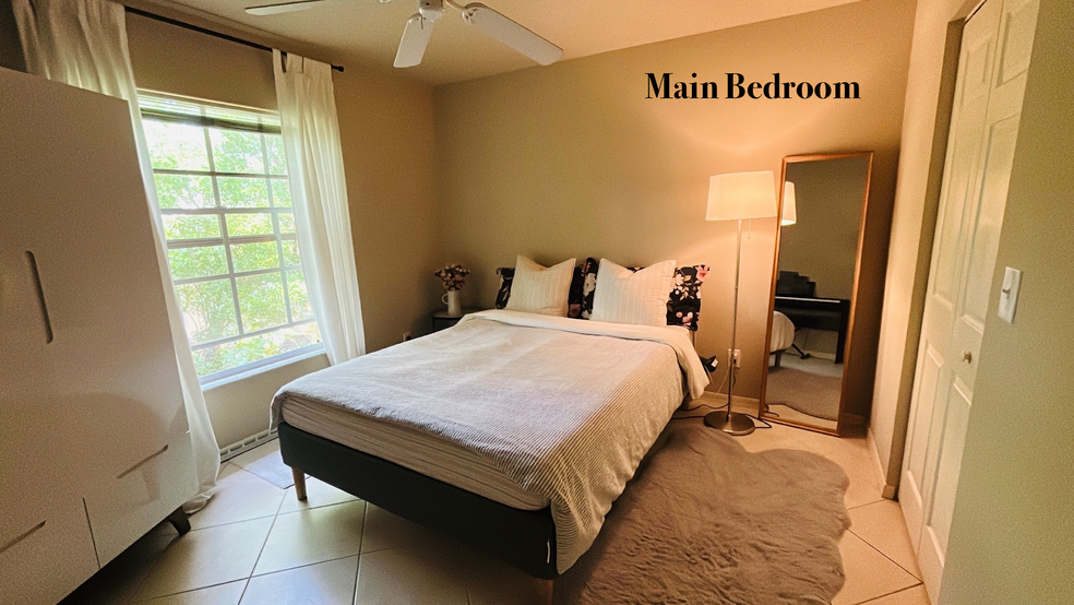 Main Bedroom - 4645 St Croix Ln