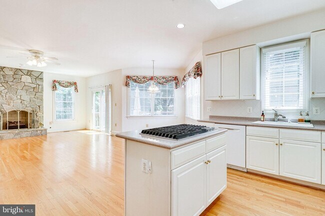 Building Photo - 1719 Strine Dr