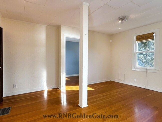 Building Photo - 132 Bella Vista Ave