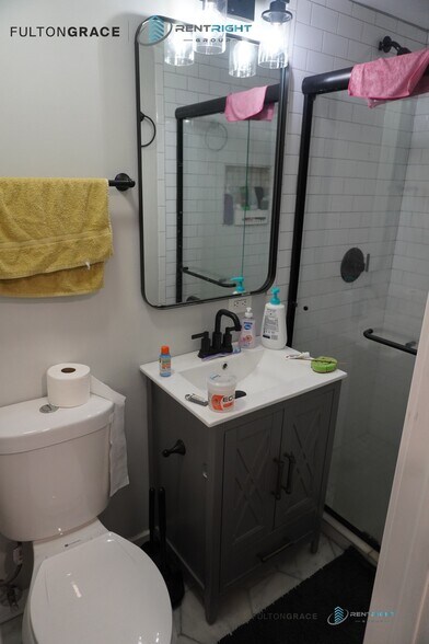 Building Photo - 1503 W 19th St