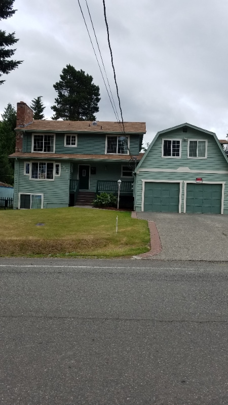 Building Photo - 902 15th Ave
