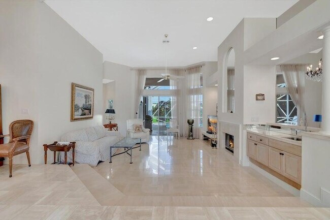 Building Photo - 8304 Desmond Dr