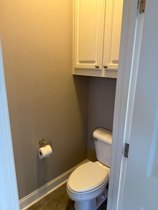 Building Photo - Live Oak Landing