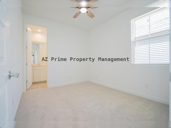 Building Photo - 2942 N 98th Ln