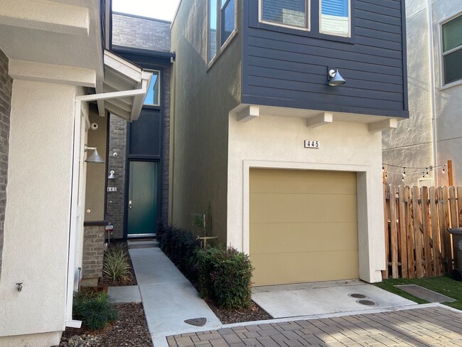 Building Photo - Spacious 3 Bedroom Home at The Mills at Br...