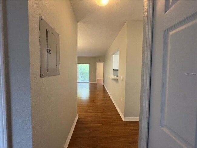 Building Photo - 9507 Amberdale Ct