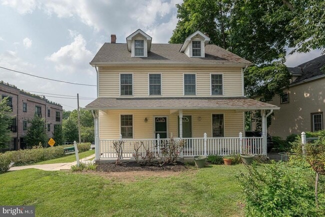 Building Photo - 231 Plant Ave