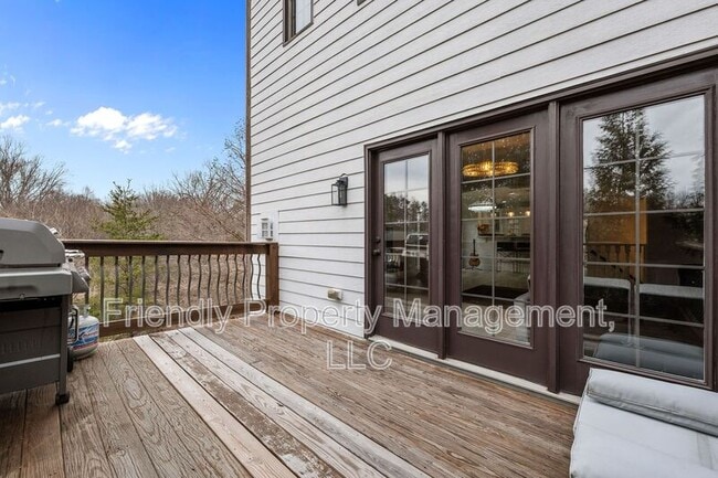 Building Photo - 812 Pisgah Church Rd