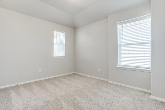Building Photo - 140 Living Reef Dr