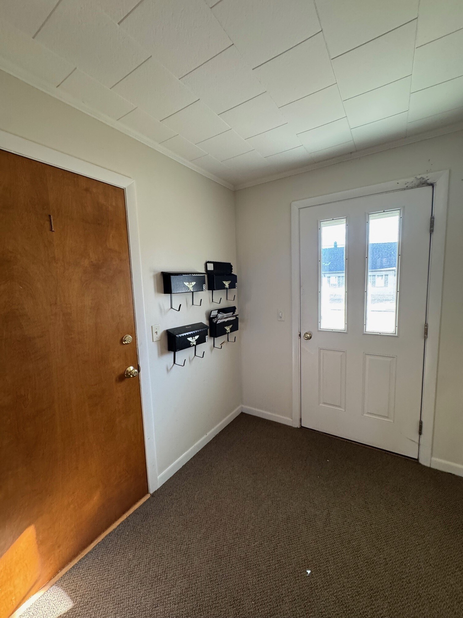 Building Photo - 120 Elm St