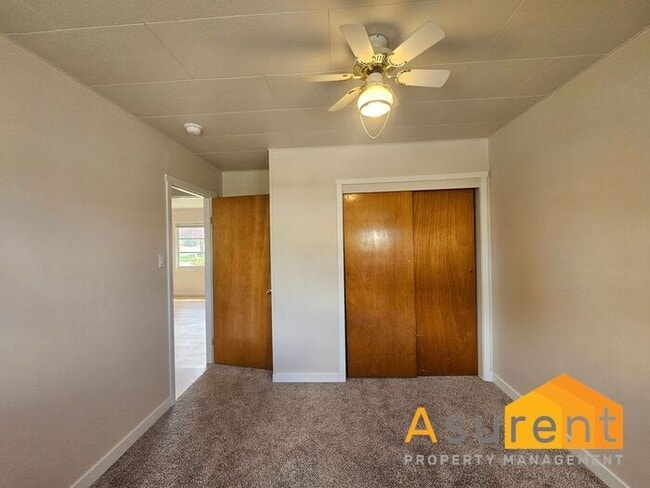 Building Photo - Freshly Renovated 2-Bedroom, 1-Bath Duplex in Ashland