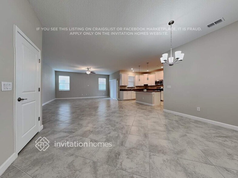 Building Photo - 2923 Gridiron Garden Isle