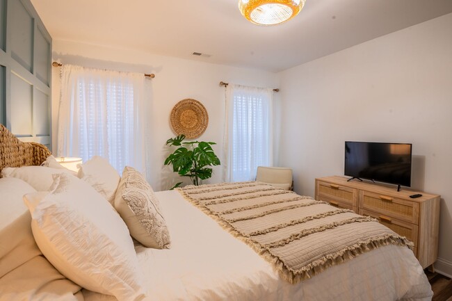 Building Photo - PLAN AND SECURE YOUR WINTER GETAWAY NOW, W...