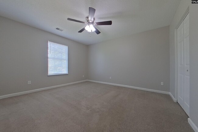 Building Photo - 390 Fox Trot Dr