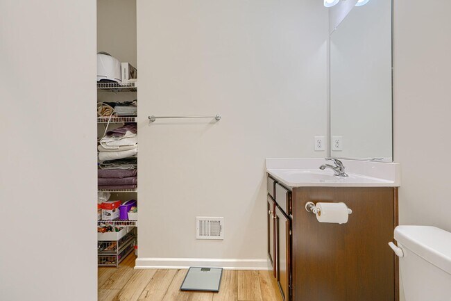 Building Photo - 1324 Ricketts Rd