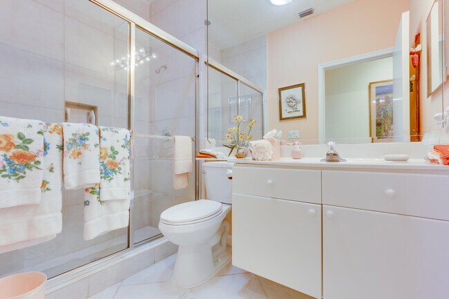 Building Photo - 4702 Carlton Golf Dr