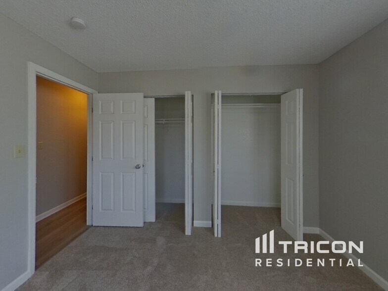 Building Photo - 7520 Dove Creek Cir