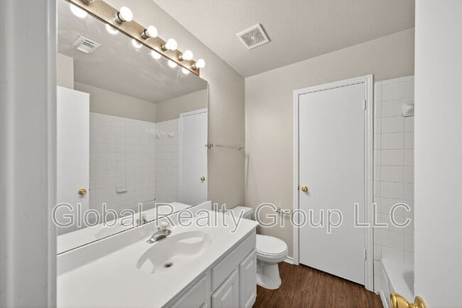 Building Photo - 1028 Gate Creek Ln