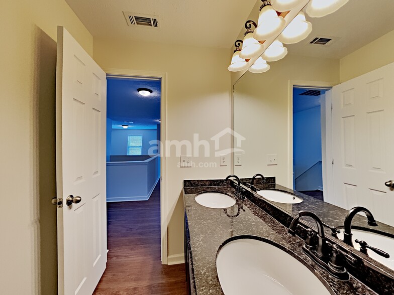 Building Photo - 3509 Juneberry Way