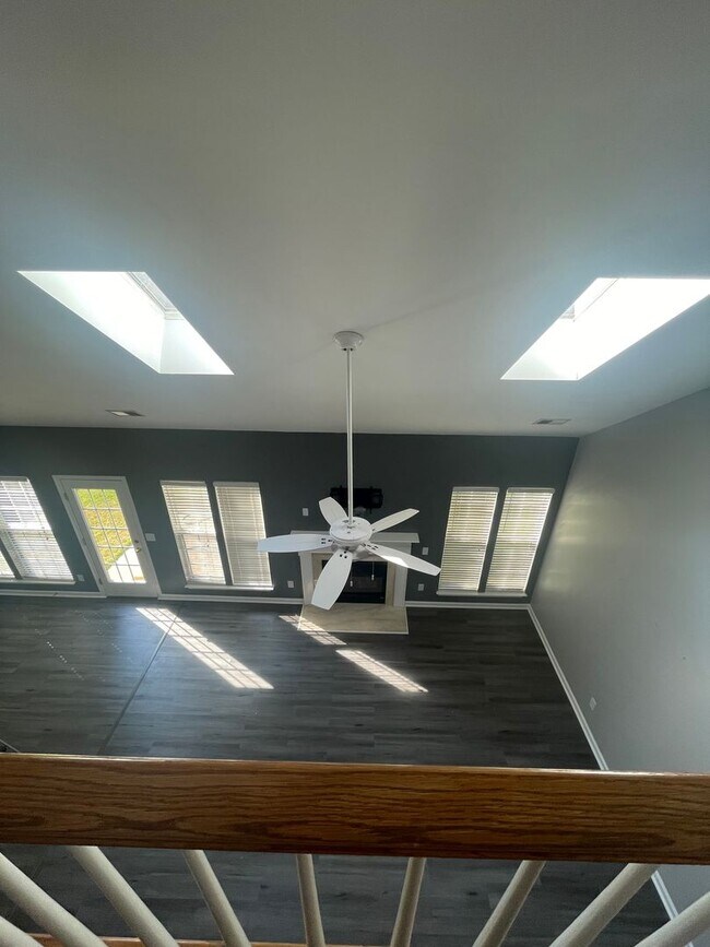 Building Photo - Lovely 3 Bedroom Home in Greer Near Gibb S...