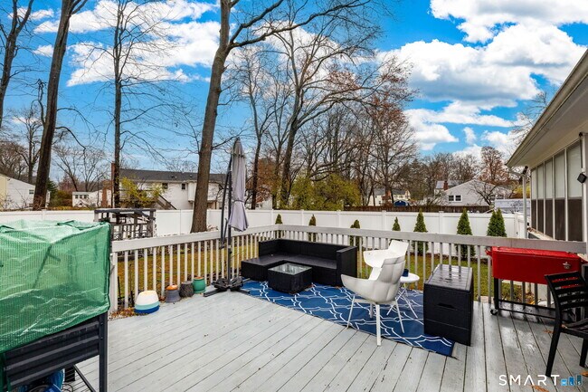 Building Photo - 14 Haynes Rd