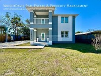 Building Photo - Stunning 3/2 duplex in Tampa!