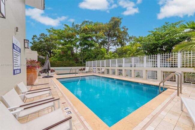 Building Photo - 3540 Main Hwy