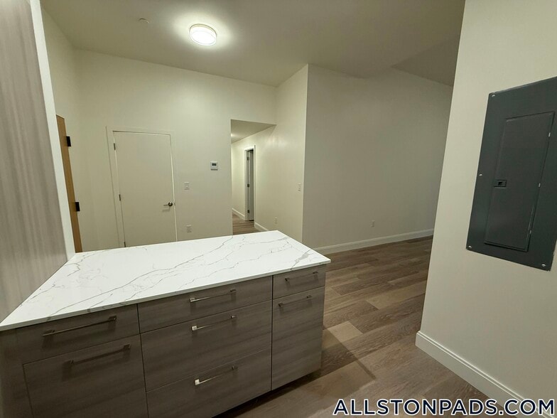 Building Photo - 1079 Commonwealth Ave