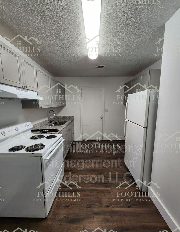 Building Photo - 3910 Seminole Ave