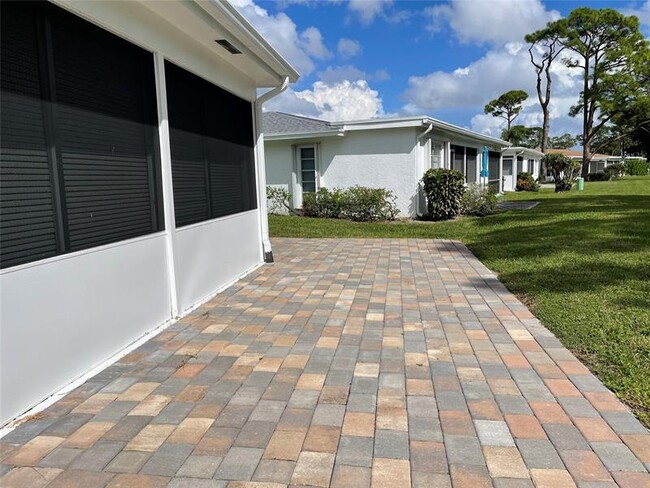 Building Photo - 5388 Privet Pl