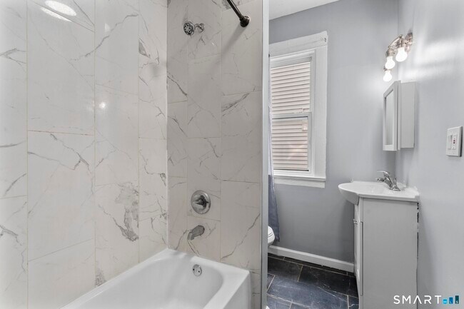 Building Photo - 78 Shelton Ave