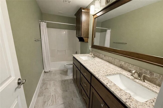 Building Photo - 2202 NE Steinbeck Dr