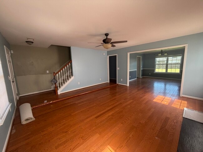 Building Photo - 575 Batty Way