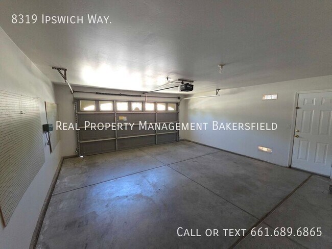 Building Photo - 8319 Ipswich Way