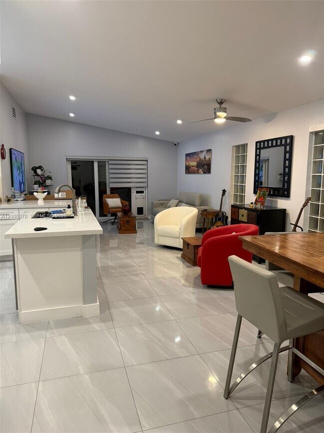 Building Photo - 16314 SW 97th St