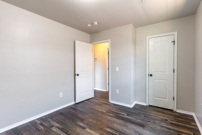 Building Photo - Rent to Own in Edmond!