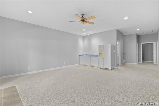 Building Photo - 164 Sandy Cove Dr